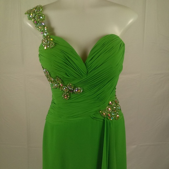Alyce Paris Kelly Green 1 Shoulder Gown Size 4 - Picture 3 of 8
